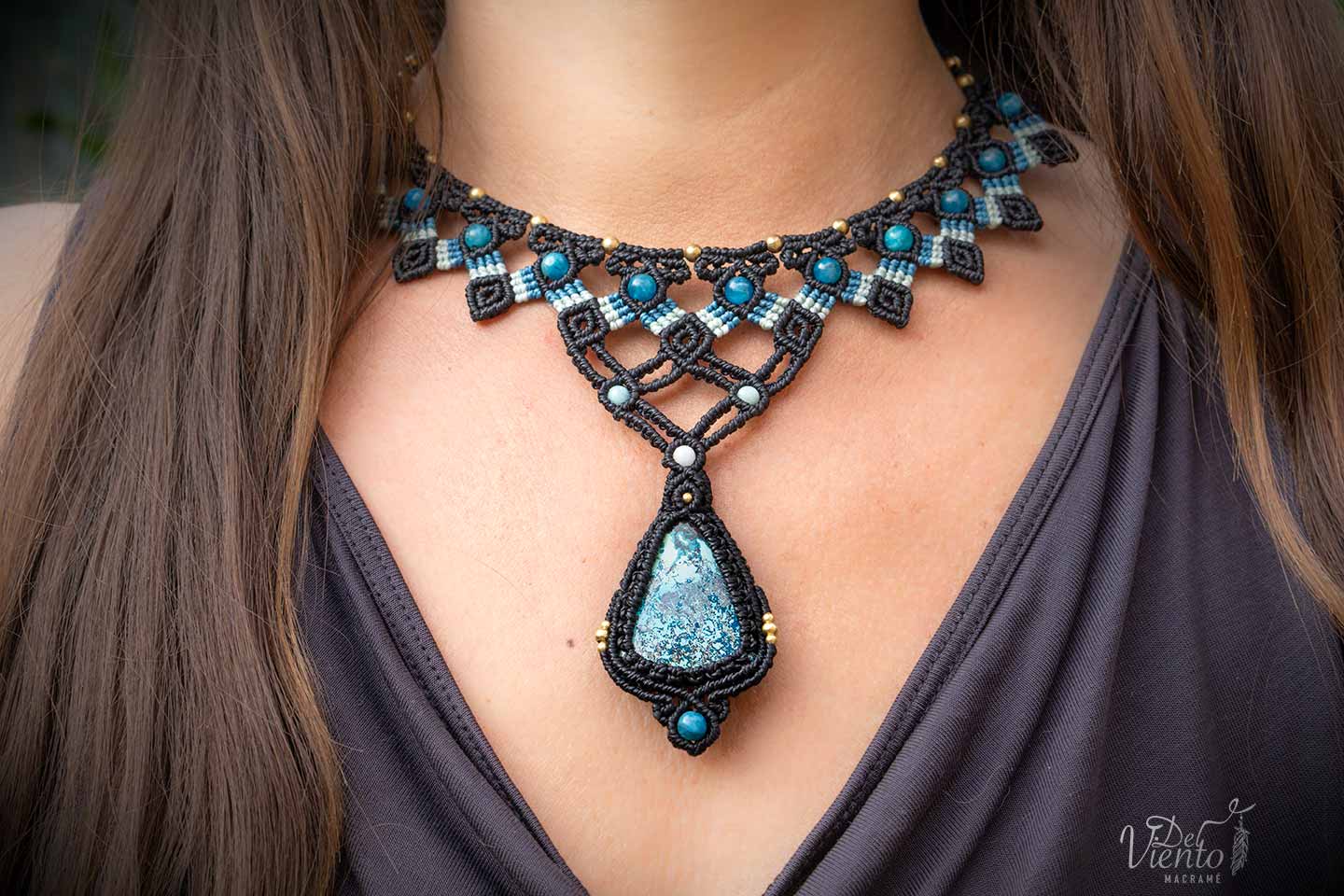 Collares