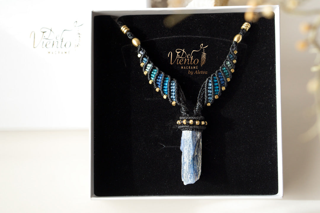Colgante ALAS con Cianita Azul
