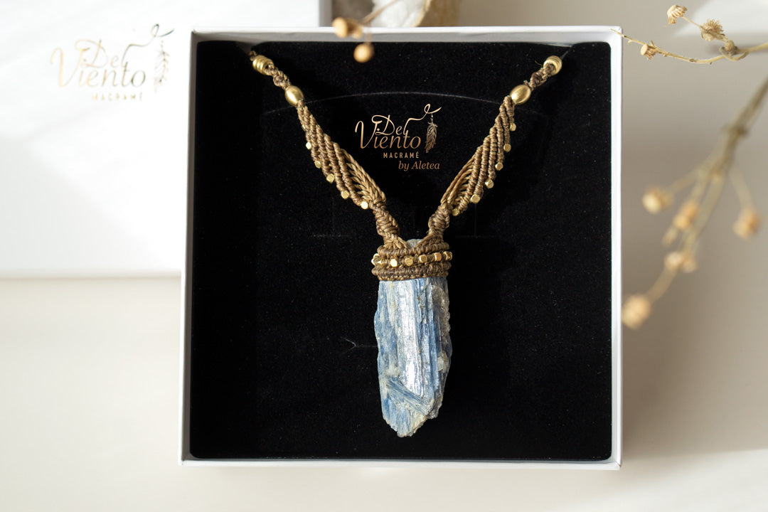 Colgante ALAS con Cianita Azul