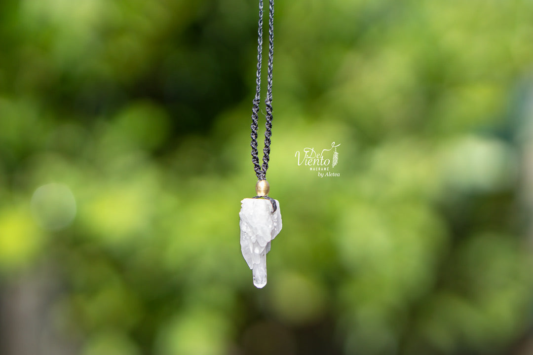 Colgante con Cuarzo blanco