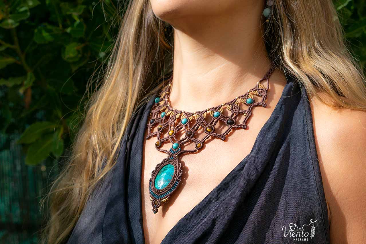 Reservado para Angie | Collar de macramé Diosa con Turquesas y Crisocola
