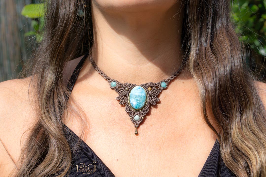Collar AURA con Larimar