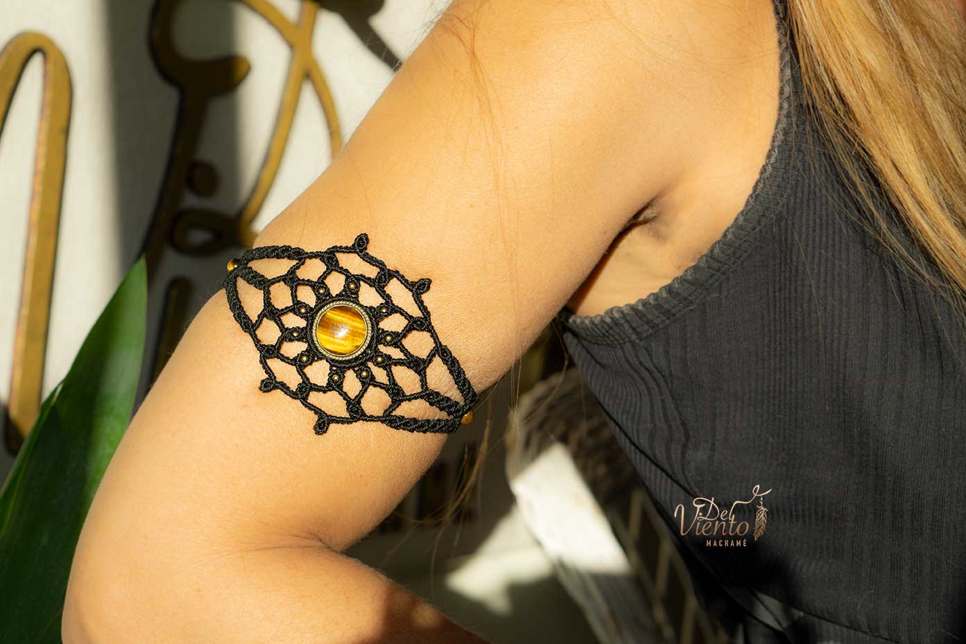 "RESERVADO para Laura" Brazalete con Ojo de tigre