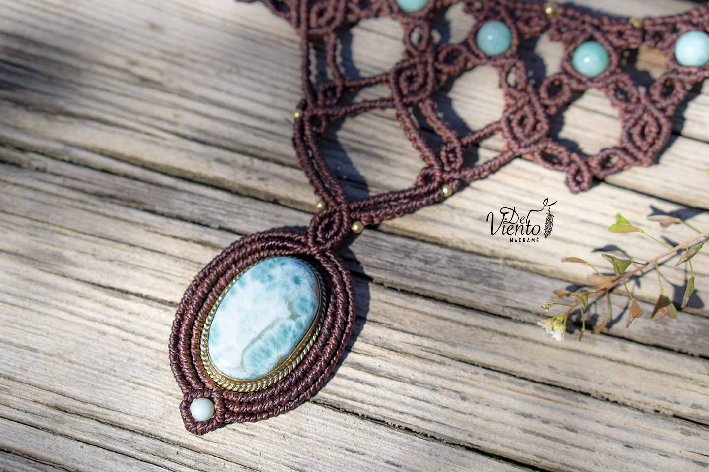 “Lucido por Laura Madrueño SUPERVIVIENTES24” Collar Diosa con Larimar