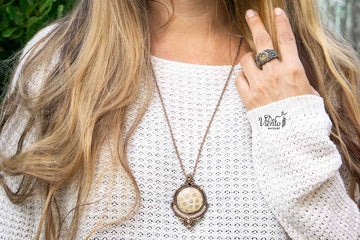 Collar con Fósil de Coral
