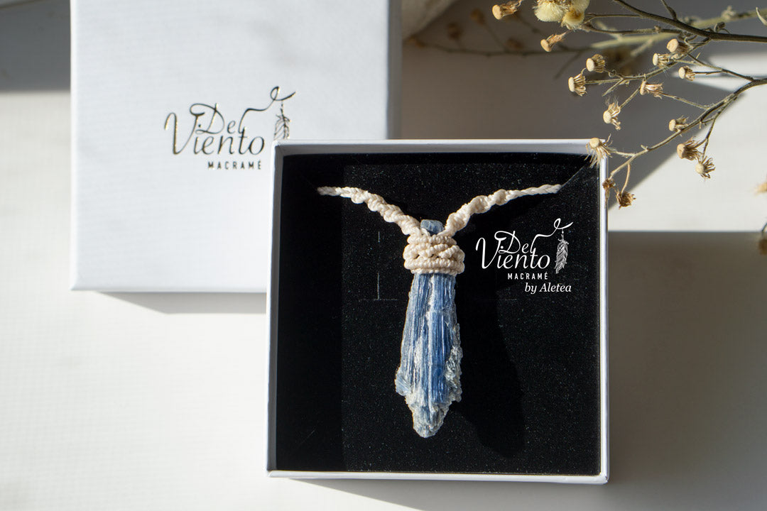 Colgante con Cianita Azul