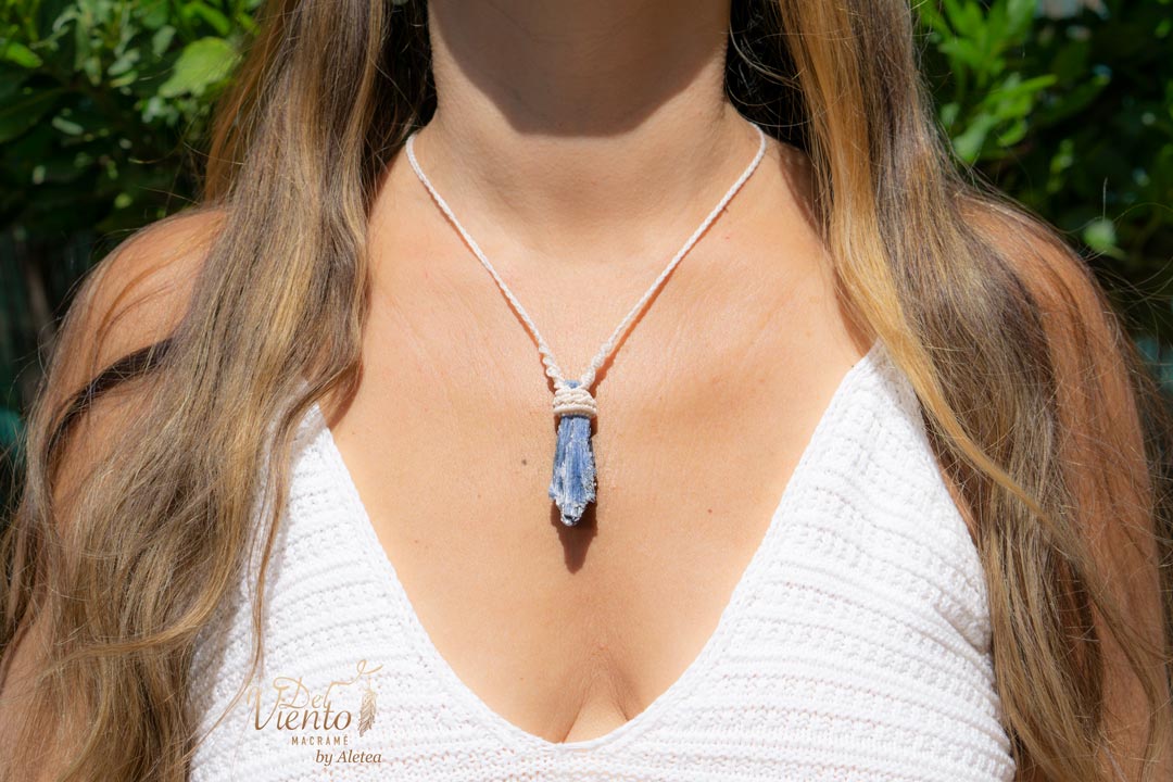 Colgante con Cianita Azul