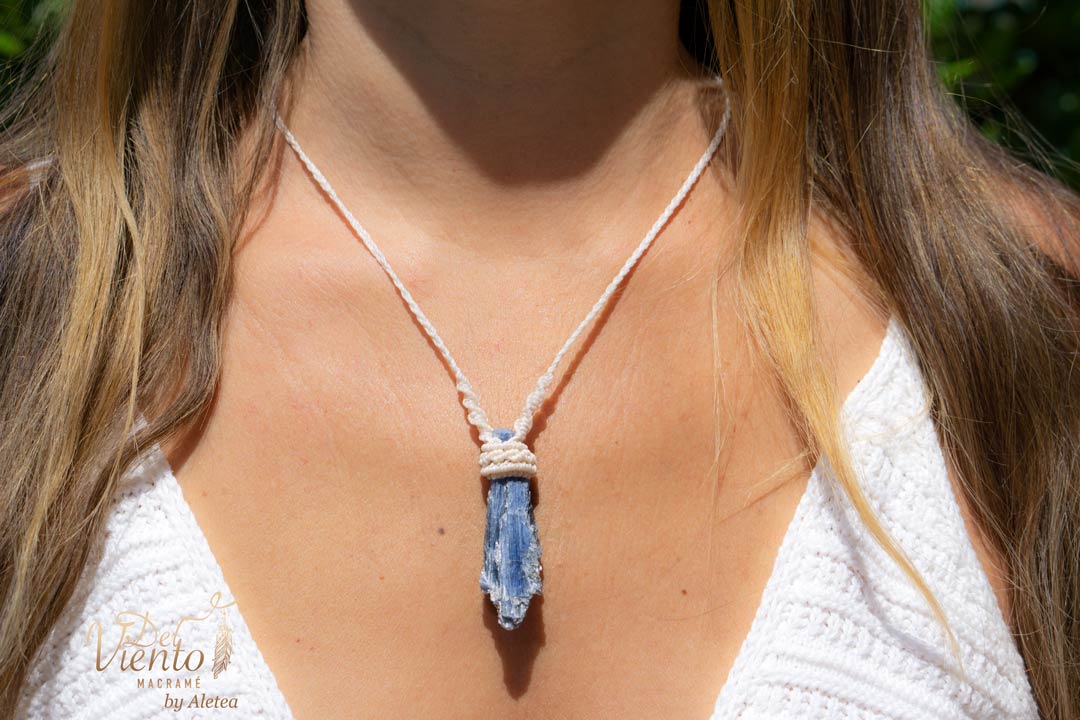 Colgante con Cianita Azul