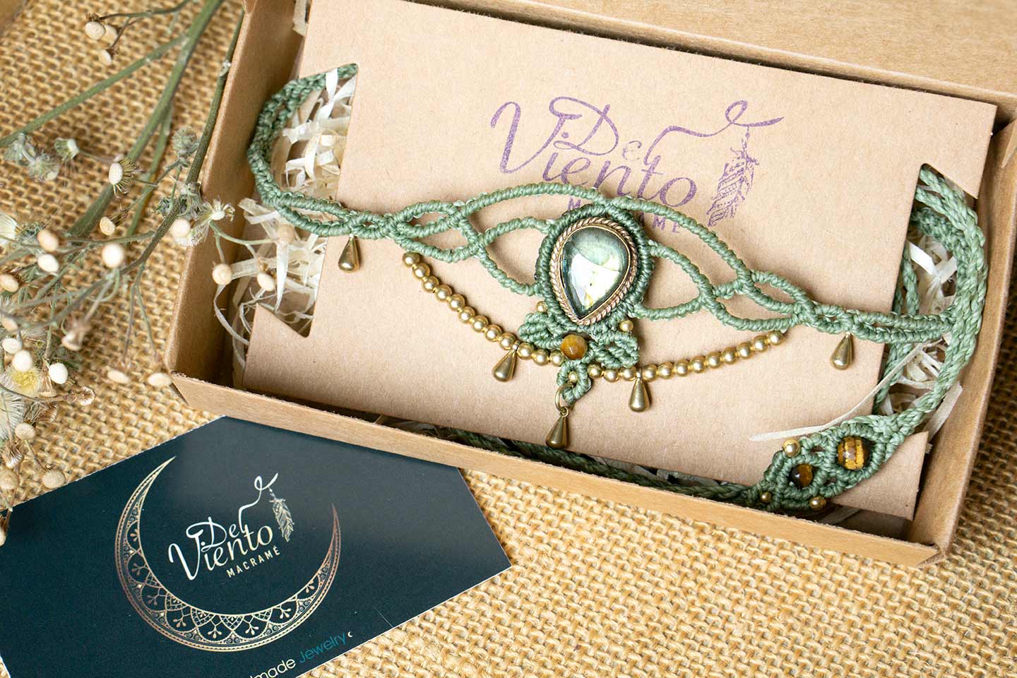 RESERVADO Ana | Cinturón Lunar, Collar y Tiara de macrame con Labradorita