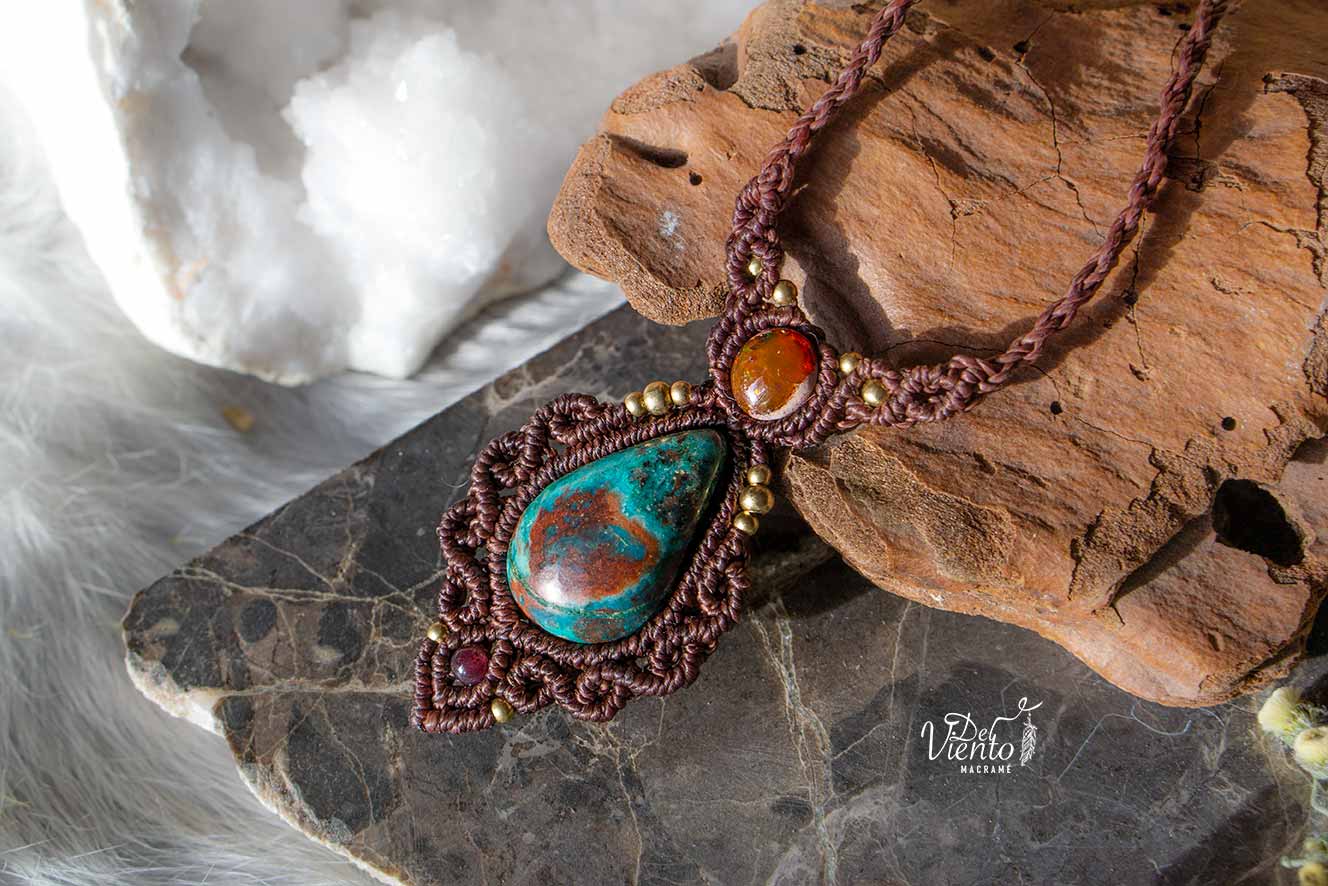 Collar GEA con Ópalo de Fuego  y Atardecer de Sonora (Crisocola & Cuprita)