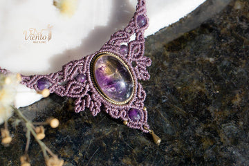 Collar AURA con Ametrino