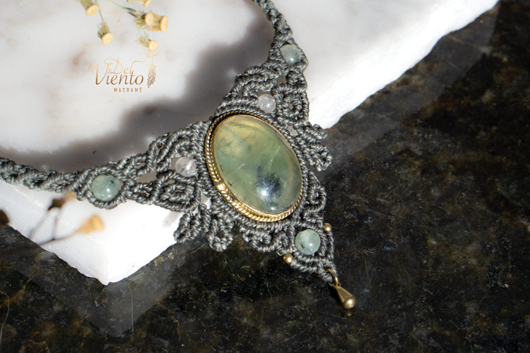 Collar AURA con Prehnita