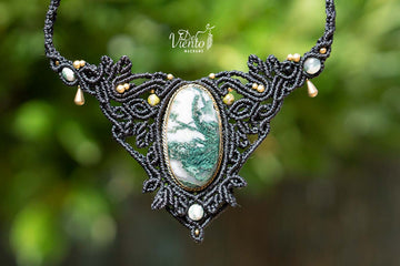 Collar de macramé con Ágata musgo