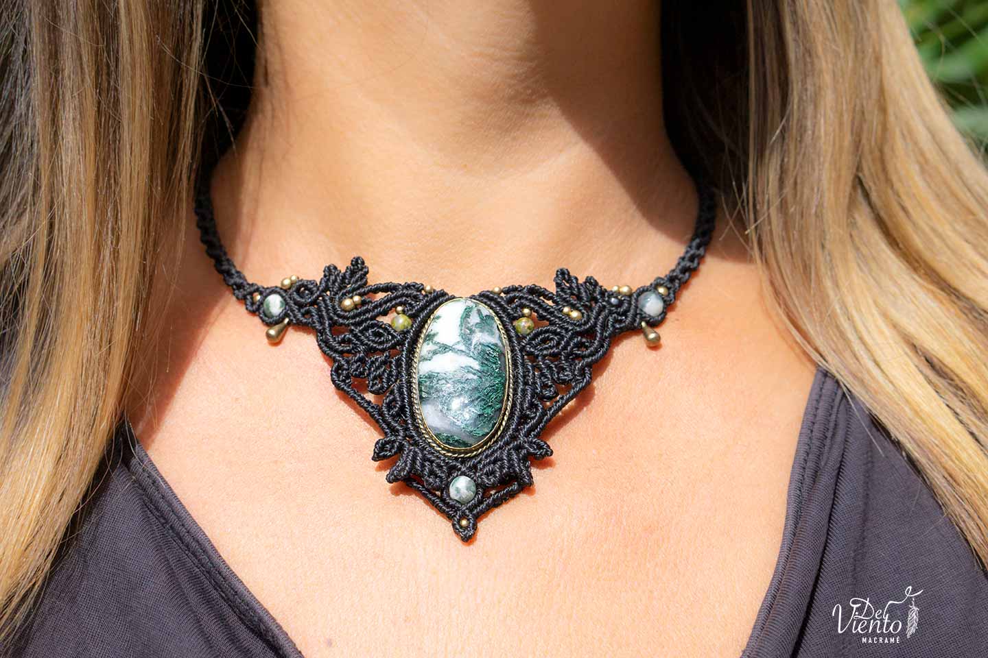 Collar de macramé con Ágata musgo