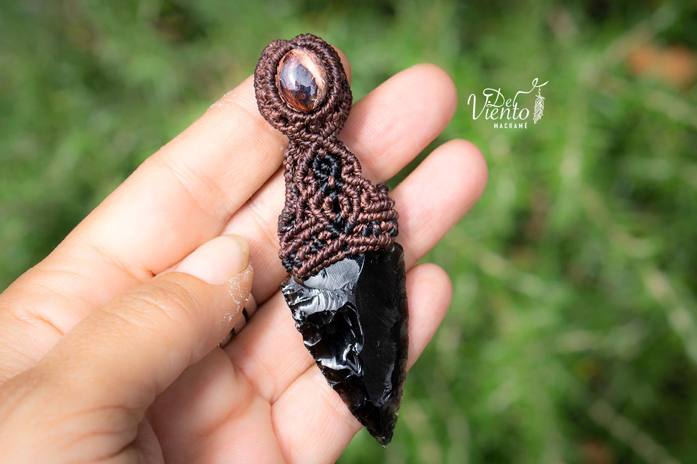 "Creado y Reservado para Laura" Collar de macrame con Ópalo de fuego y Obsidiana negra