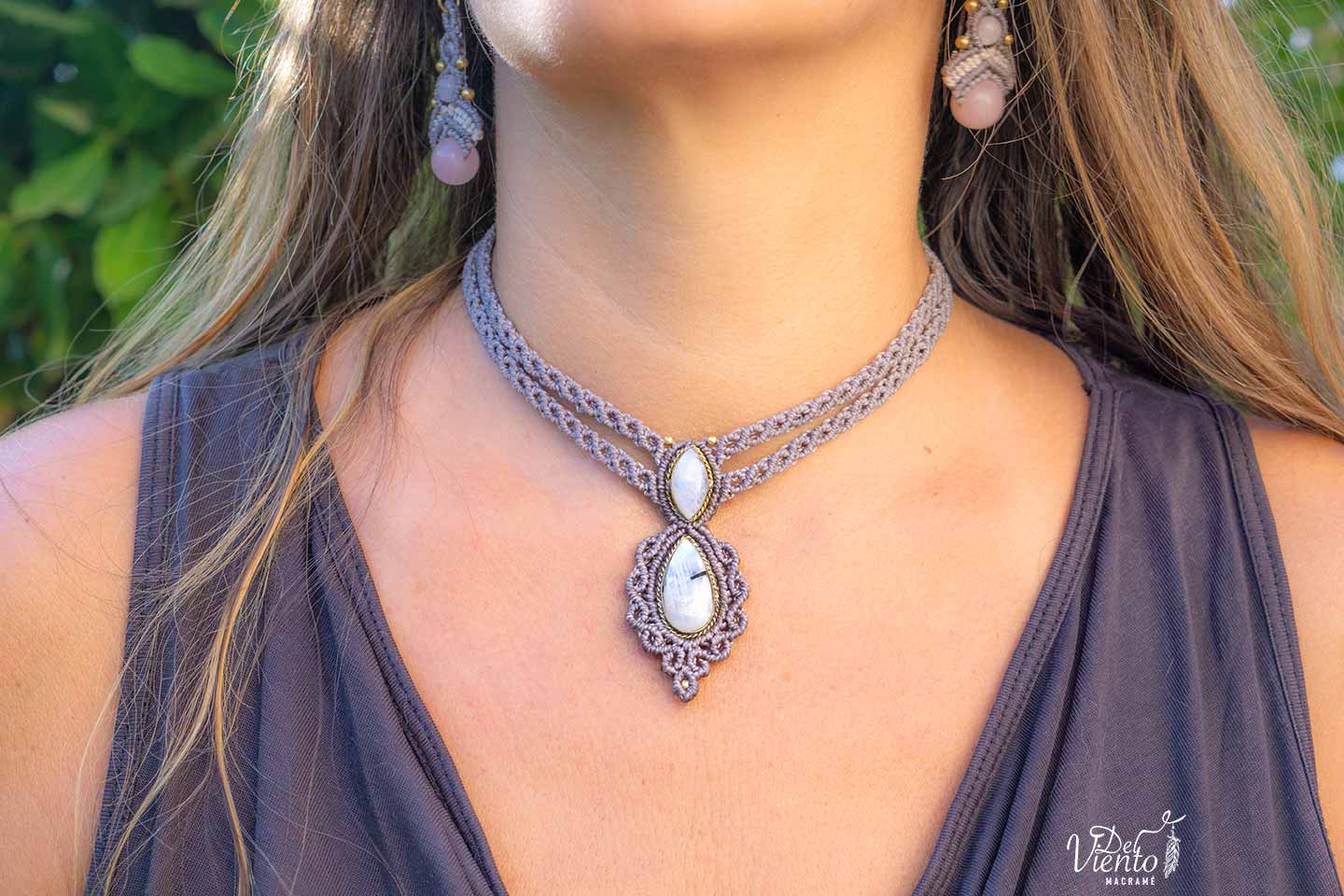 Collar Gea con Piedra Luna