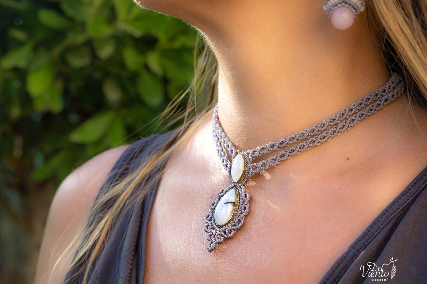 Collar Gea con Piedra Luna