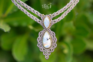 Collar Gea con Piedra Luna
