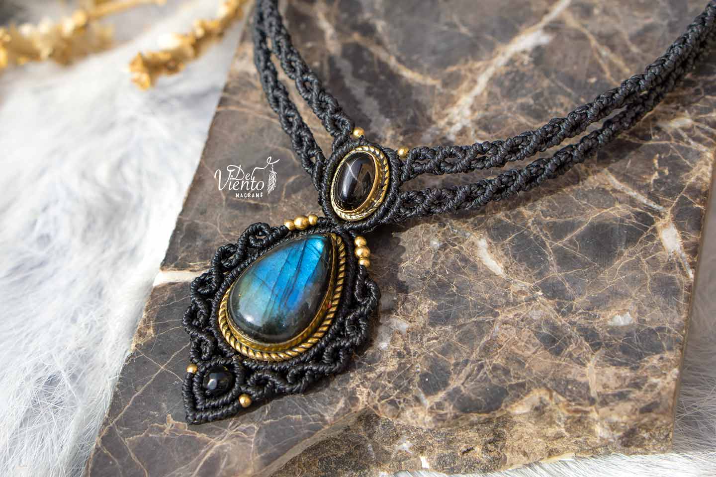 Collar macrame Gea Laura Madrueño Supervivientes telecinco
