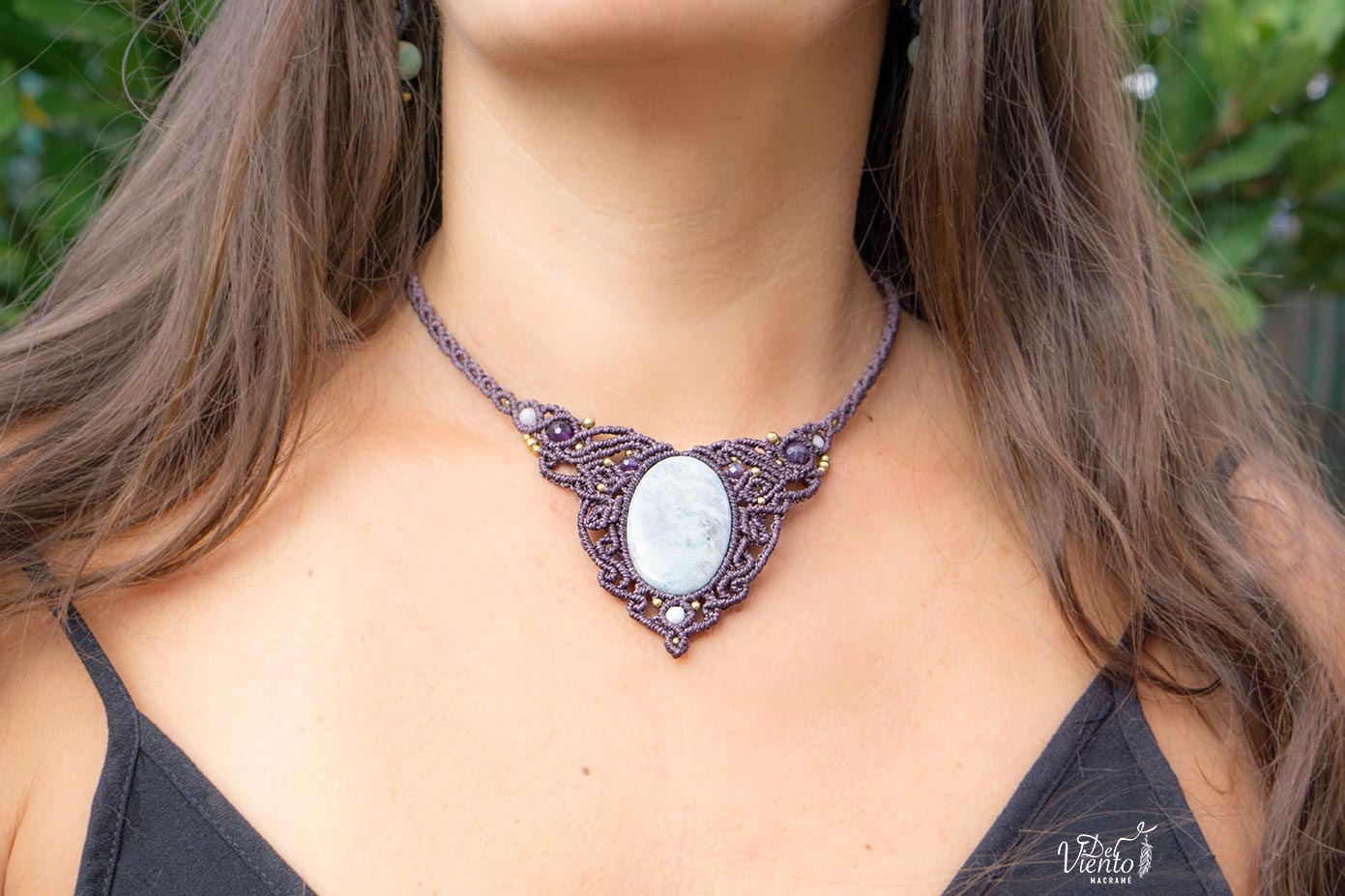 Collar de macramé con Jade Lavanda Maya