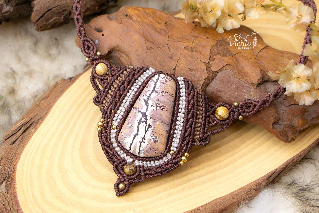 Collar de macrame con Jaspe paisaje