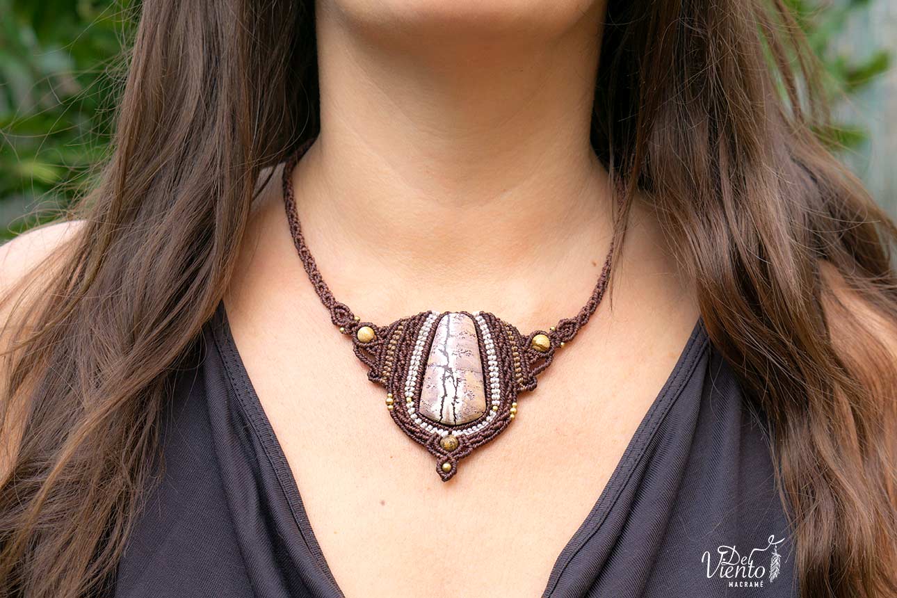 Collar de macrame con Jaspe paisaje