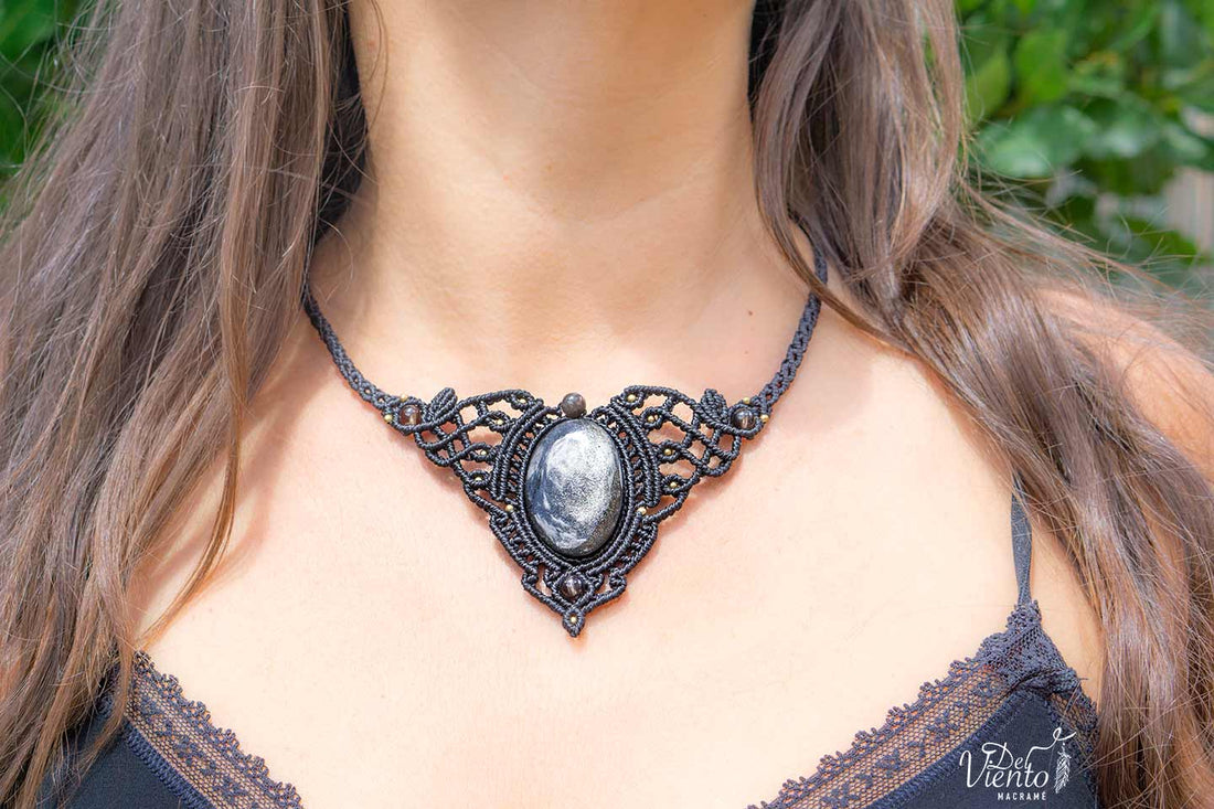 Collar de macrame con Obsidiana Dorada mexicana