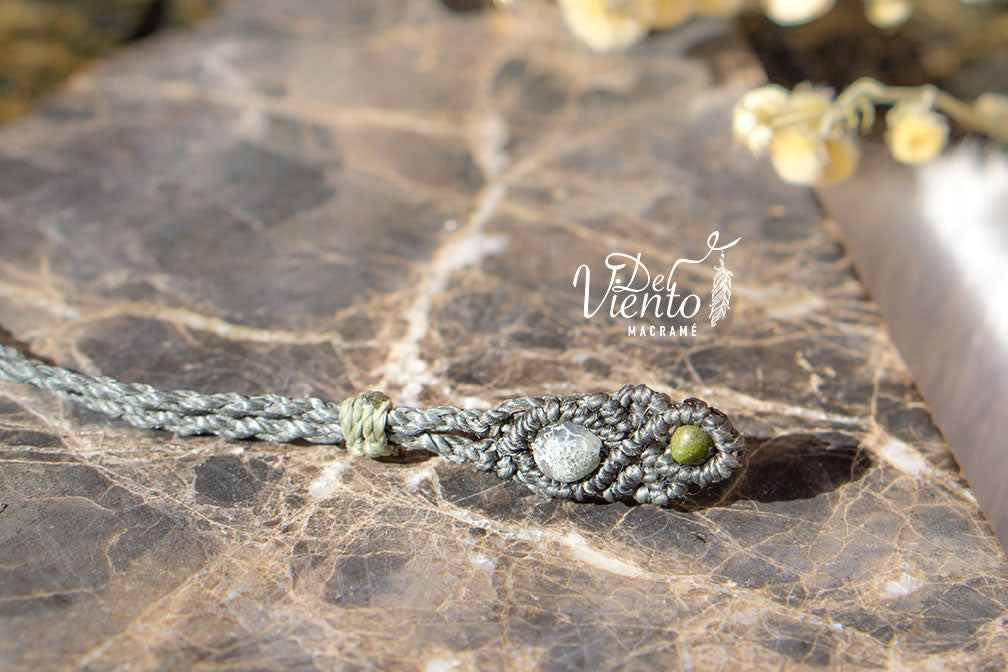 Collar con Ágata musgo