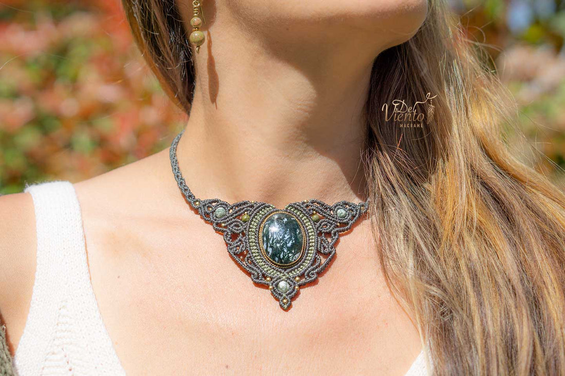Collar con Ágata musgo