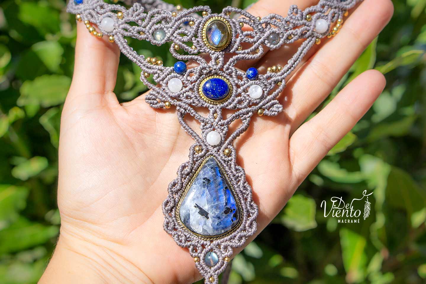 "Reservado para JEN" Collar Diosa con Piedra Luna, Labradorita y Lapislázuli