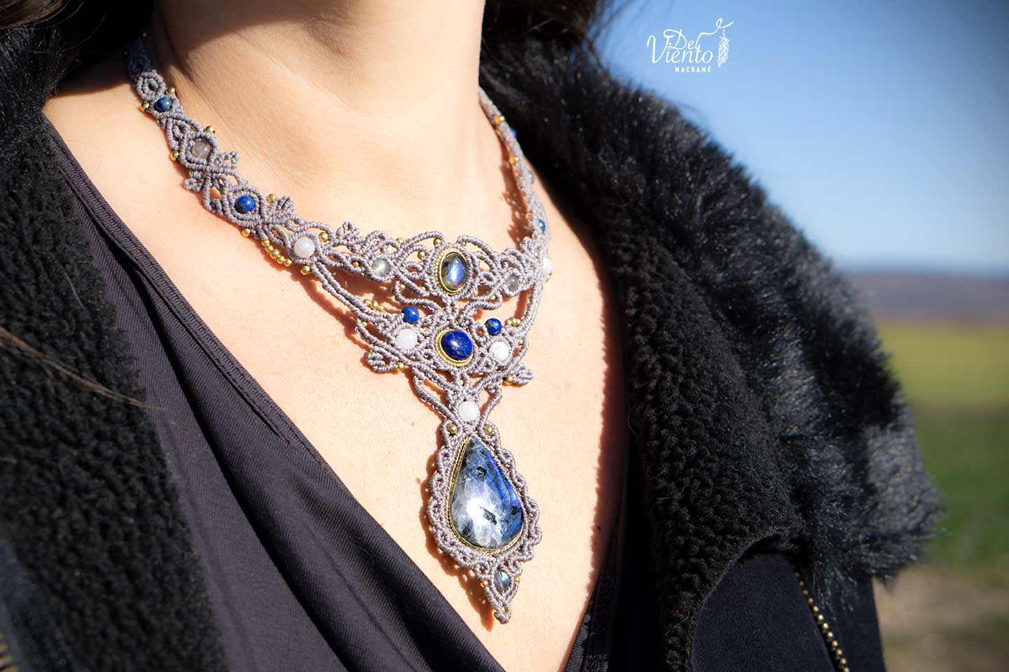 "Reservado para JEN" Collar Diosa con Piedra Luna, Labradorita y Lapislázuli