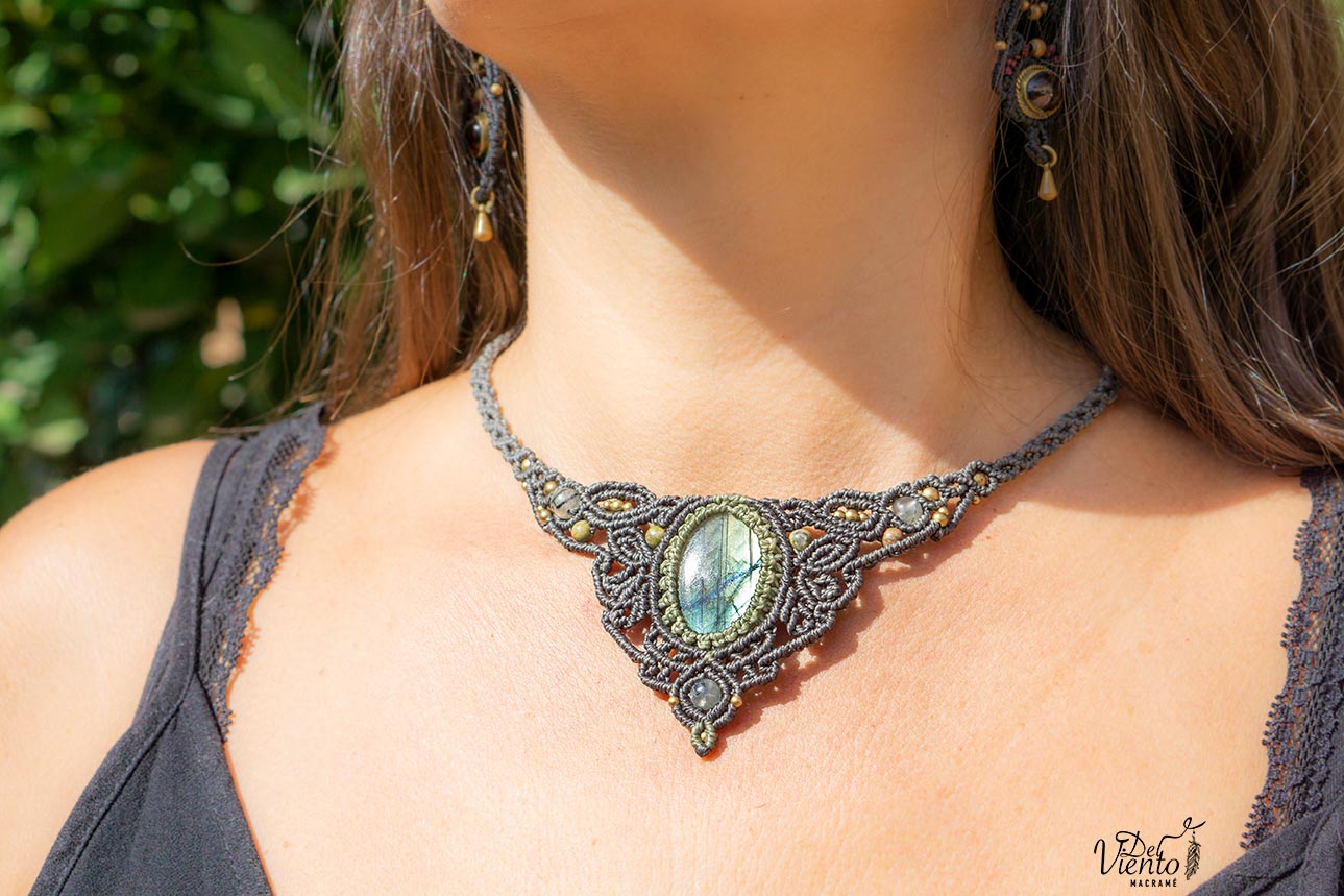 Collar macramé Laura Madrueño Supervivientes