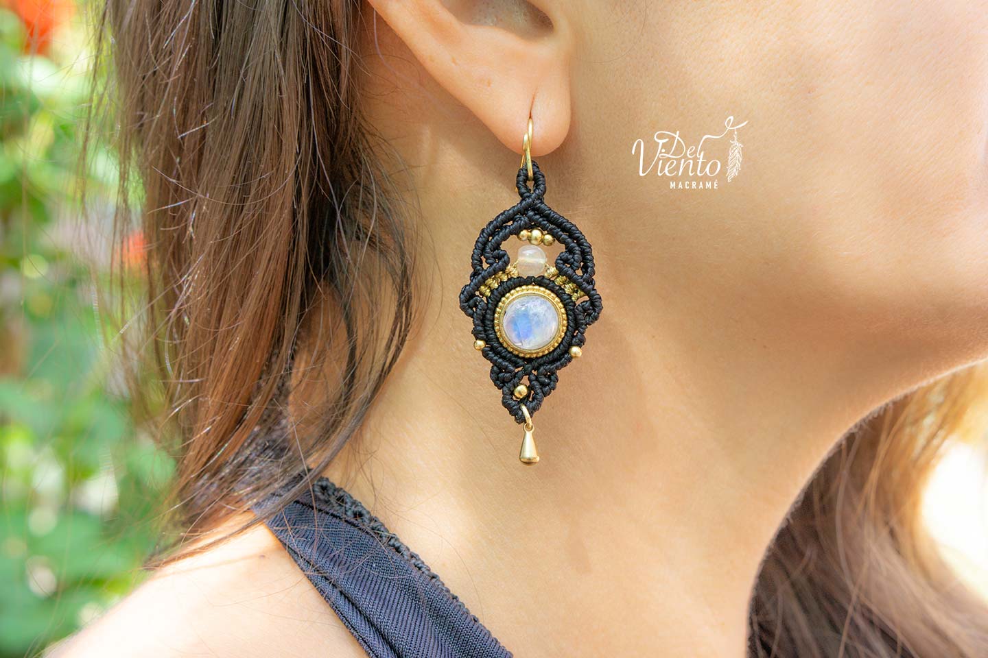 "RESERVADO: Creado para Cynthia" Conjunto Collar y Pendientes con Piedra Luna