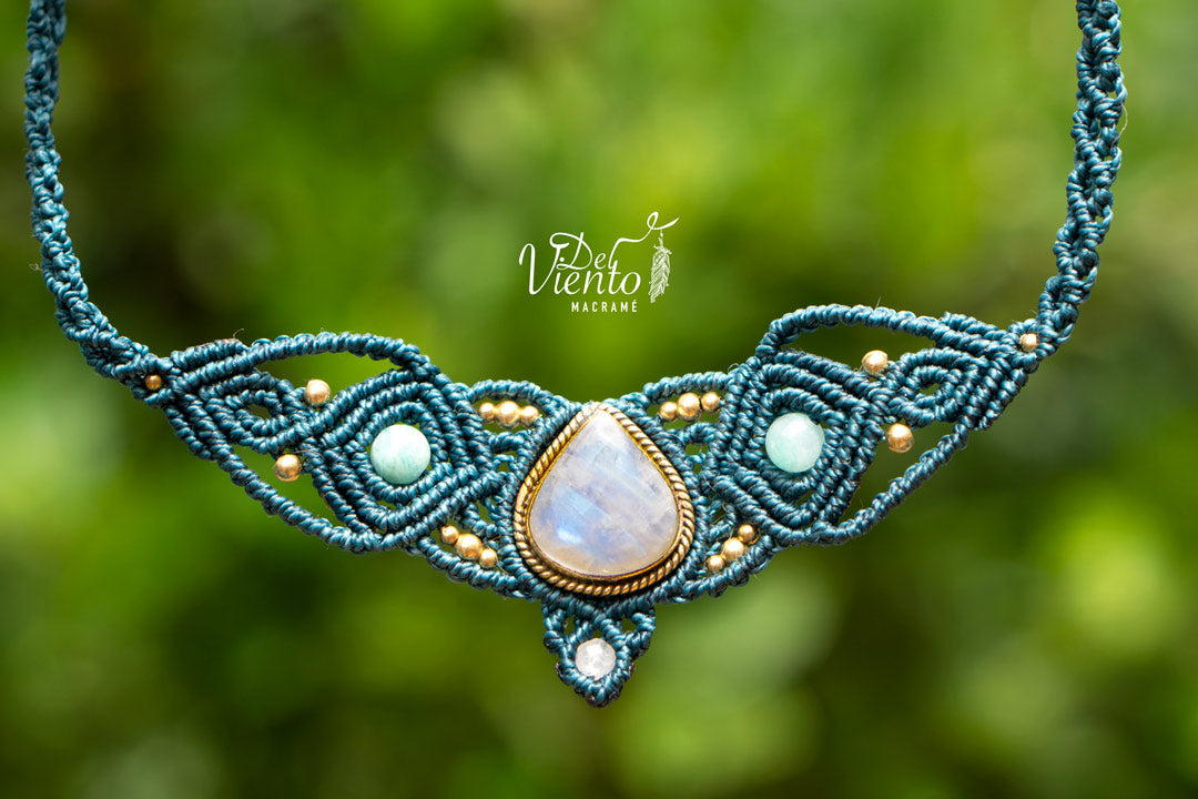Collar Tiara DAFNE con Piedra Luna