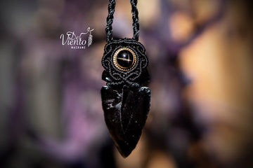 Punta de flecha de Obsidiana & Black Star