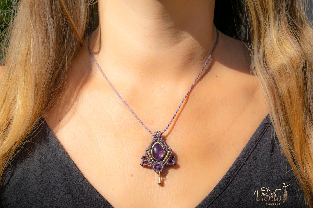 Flor de loto mini con Amatista