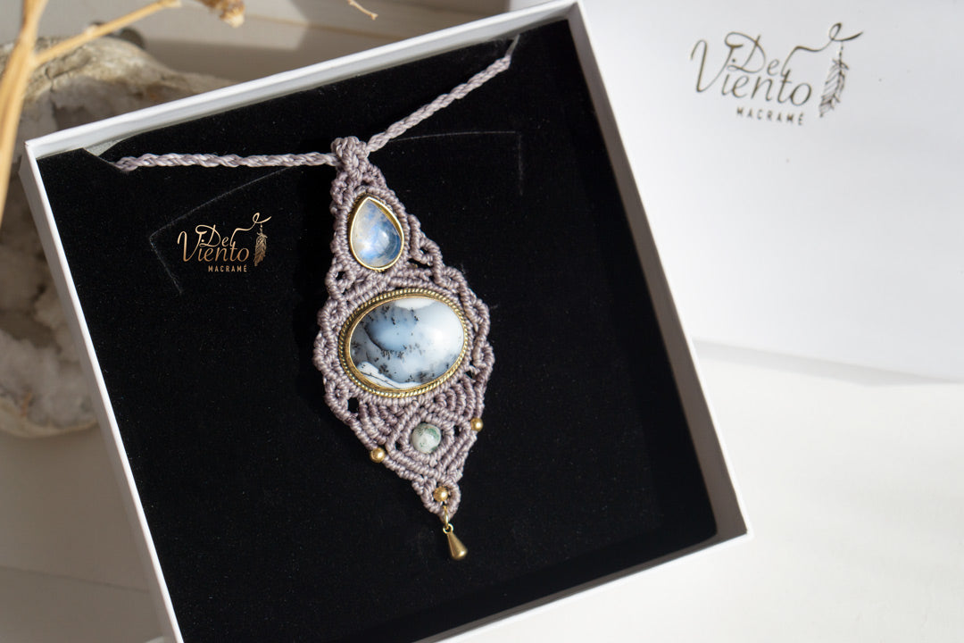 Colgante HYPATIA con Ágata dendrita & Piedra Luna