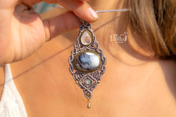 Colgante HYPATIA con Ágata dendrita & Piedra Luna