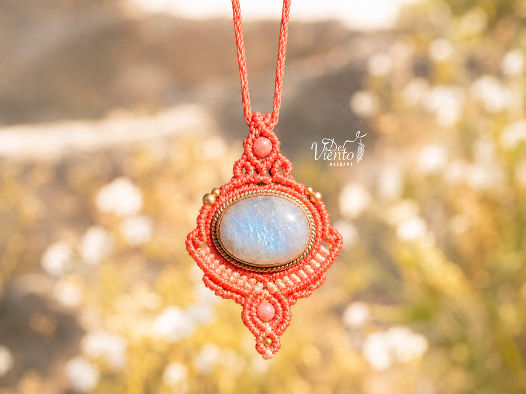 Colgante LUZ con Piedra Luna