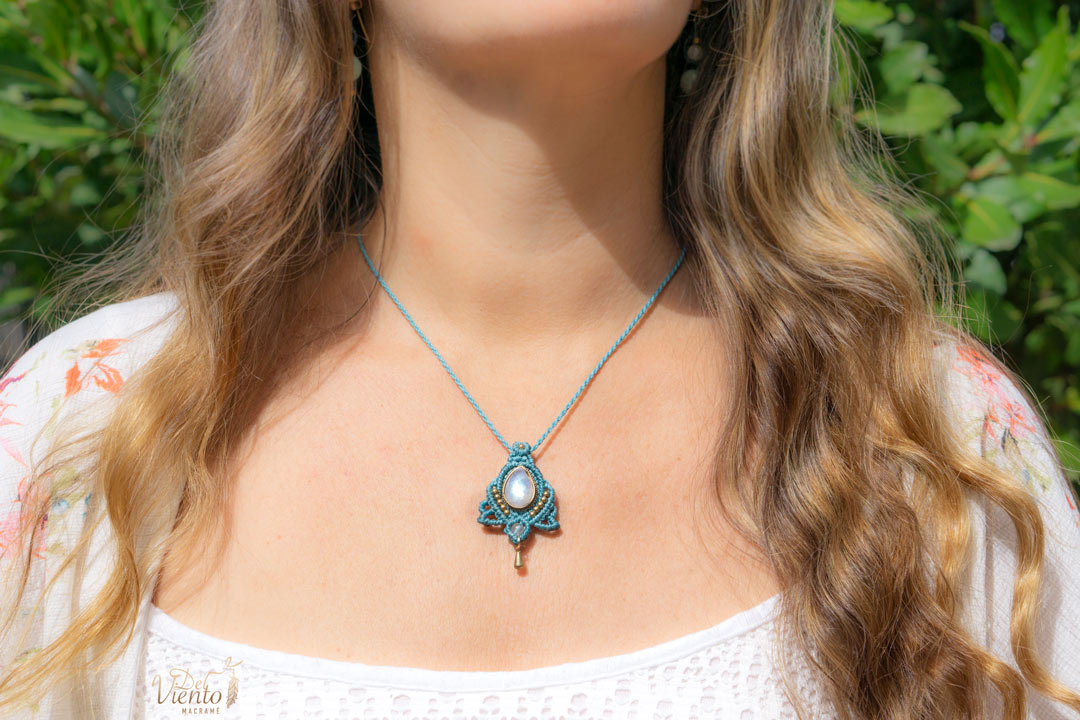 Flor de Loto mini con Piedra luna