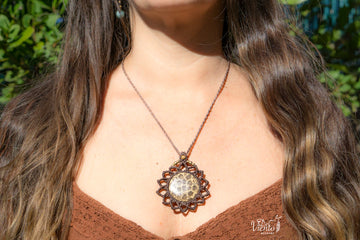 Mandala SUKHA con Fósil de Coral