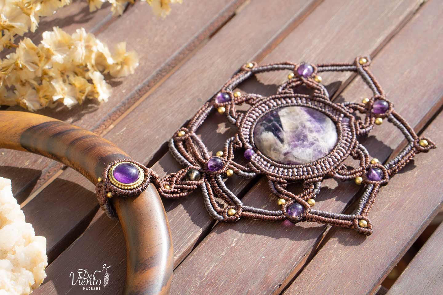 Collar de macrame Mandala con Amatista