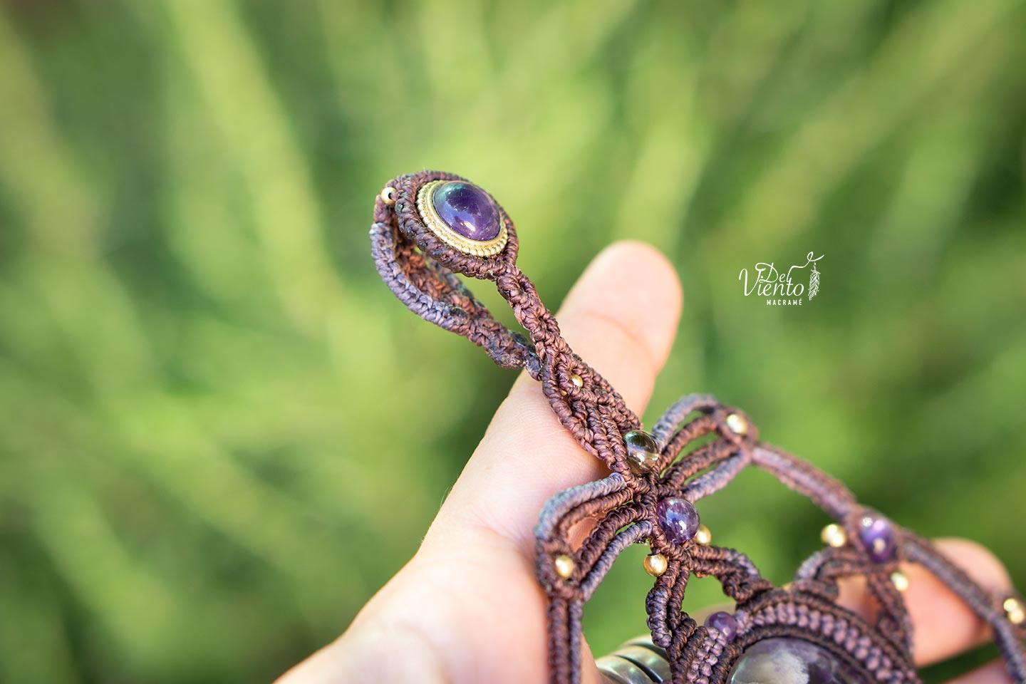 Collar de macrame Mandala con Amatista
