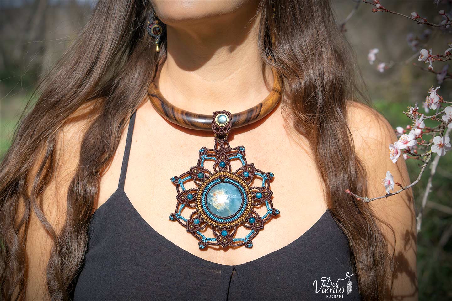 Collar macrame Laura Madrueño Supervivientes telecinco