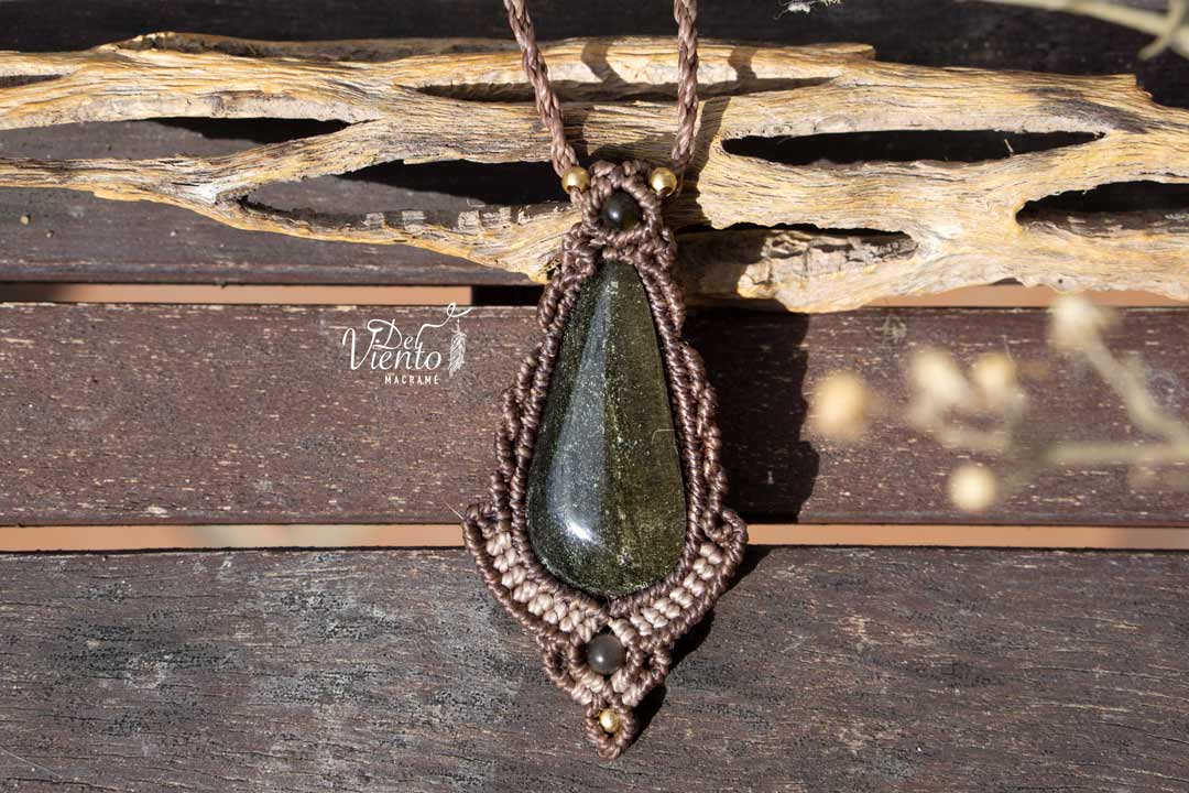 Colgante con Obsidiana Dorada