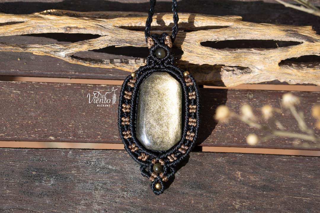 Colgante con Obsidiana Dorada