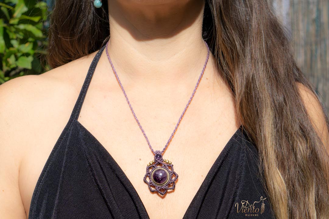 Mandala SUKHA "mediano" con Amatista