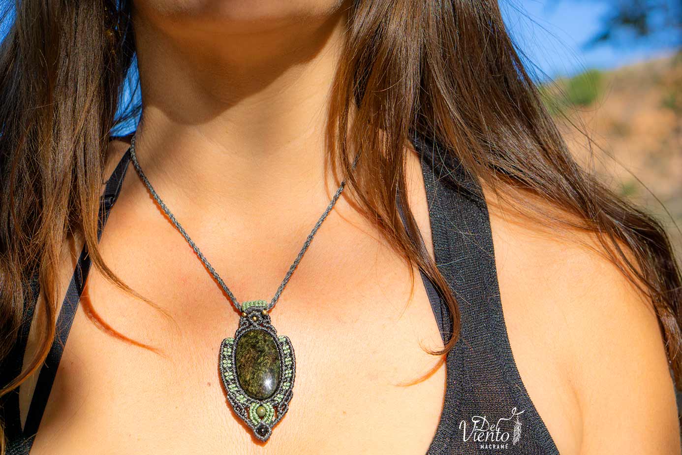 "Reservado para Carmen" Collar de macrame con Obsidiana Manto Huichol