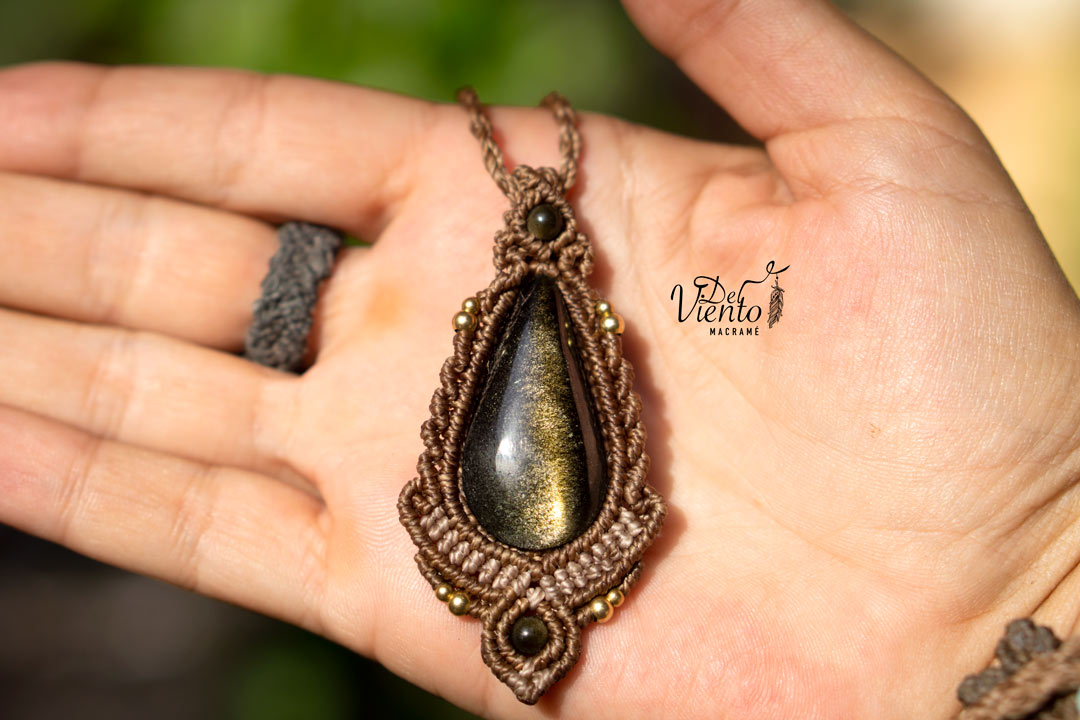 Colgante con Obsidiana Dorada
