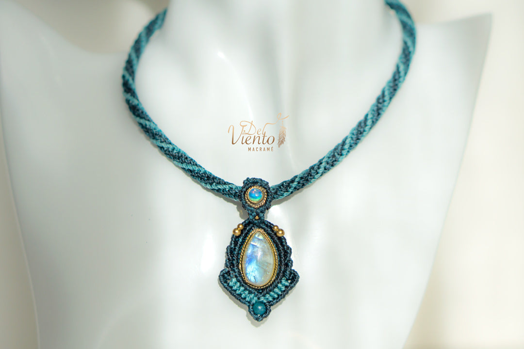 Collar ITAKA con Ópalo y Piedra Luna